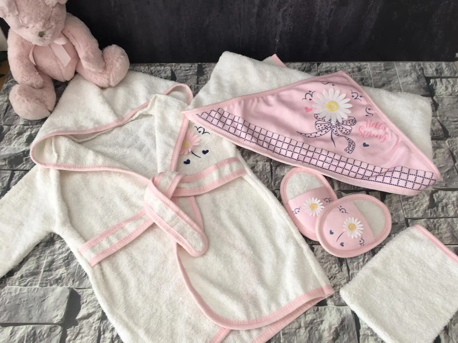 Baby Hooded Bath Towel Set Children Girl Boy Robe Cartoon Bathrobes Wrap Newborn Long Sleeve Slipper Toddler Baby Clothing Gifts baby bath towel