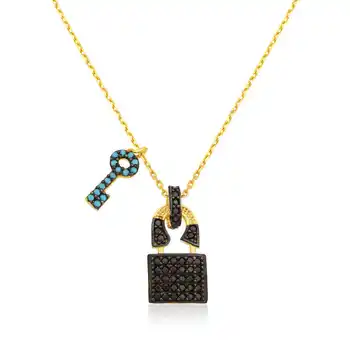 

925 sterling Silver Key To My Heart Lady Necklace