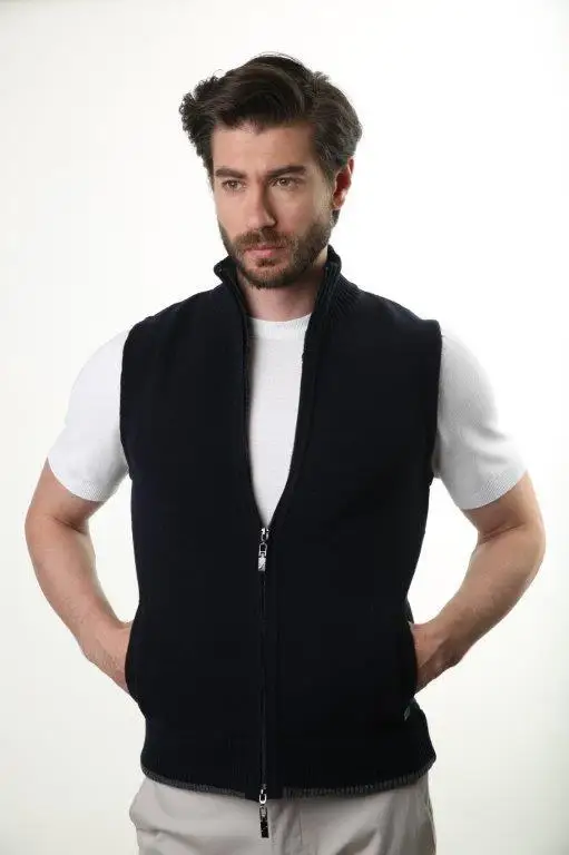 

Filippo Ghada Half Turtleneck Men Sweater Vest 4634
