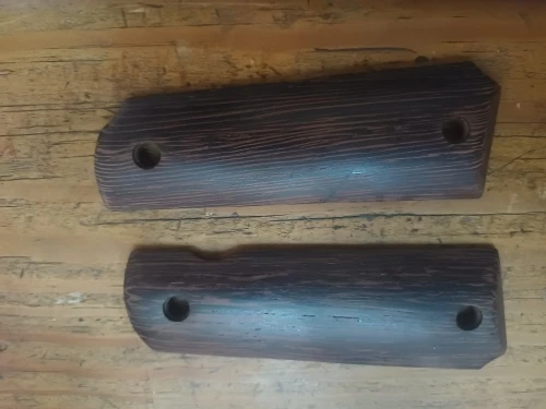 1 Pair of Patches for 1911 Grips Natural Wood Grain Cutting African Rosewood 