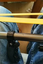 Catapulta tirachinas de alta precisión, barra recta telescópica de alta potencia, láser rojo, banda de goma plana de acero inoxidable para caza al aire libre