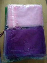 100pcs / lot 5x7 7x9 9x12 10x15cm Bolsas de organza con cordón Bolsas de embalaje de joyería Bolsa de regalo de fiesta de boda Bolsas de regalo de cumpleaños de Navidad Bolsas
