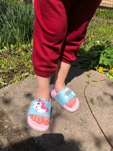 Suihyung-Zapatillas de unicornio arcoíris para niños y niñas, zapatos de playa para niños, pantuflas suaves para interiores