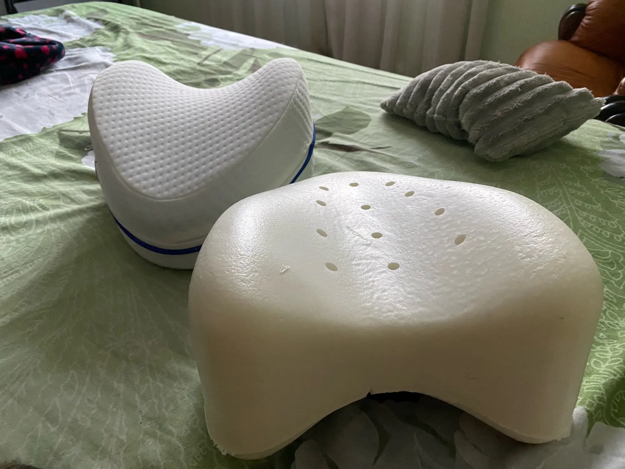 Orthopedic Leg Support Pillow Multi-Functional photo review
