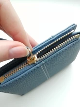 Cartera de piel sintética suave para mujer, cartera amarilla de marca, monedero Mini con broche, tarjetero, billetera corta, Bolso pequeño Delgado, llavero con cremallera