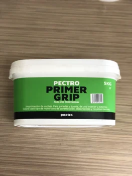 

Imprimación universal de anclaje Primer Grip 5kg. Promotor de adherencia universal al agua para paredes y suelos.