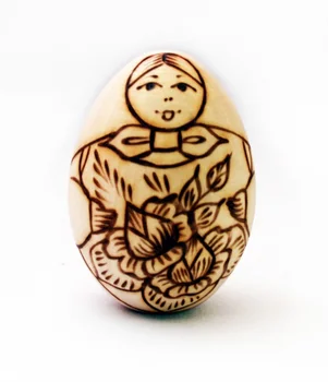 

Egg girl with flowers