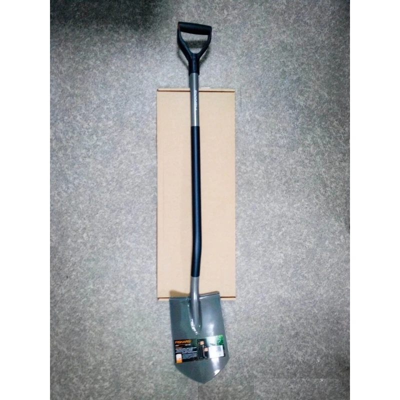 Лопата штыковая Fiskars Ergonomic(1001568