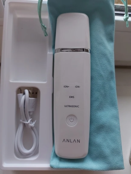 Отзыв о товаре ANLAN Ультразвуковой скрабер скруббер, ионная лопатка для чистки лица, пилинг, лифтинг для лица, удаление угрей, терапия красным светом для удаления черных точек blackhead remover узи чистка ультразвуковая чистка лица от пользователя T***a