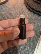 5 unds/pack 1ml 2ml 3ml 5ml 10ml ámbar delgada rollo de vidrio en botella de prueba de muestra viales para aceites esenciales con el rodillo de Metal/bola de cristal