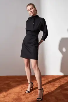 

Trendyol Upright Collar Dress TWOAW21EL1385