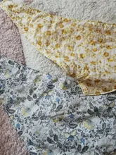 Baberos de algodón para bebé, accesorios para recién nacidos, botón a presión de Color sólido, triángulos suaves, Baberos de alimentación, 1 ud.