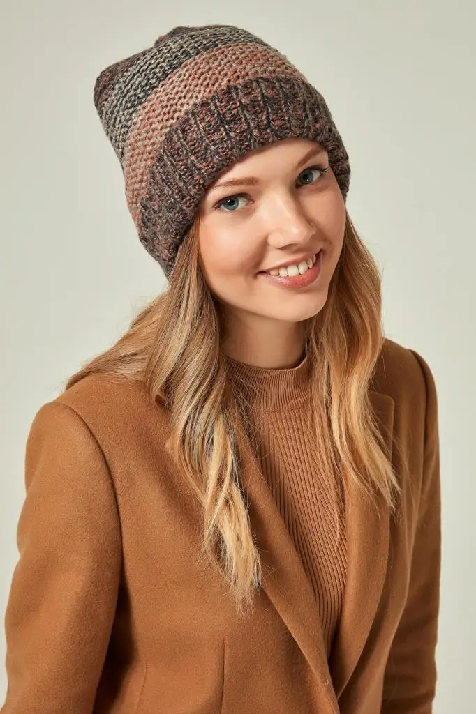 12735 In-Polarized Salmon Beret