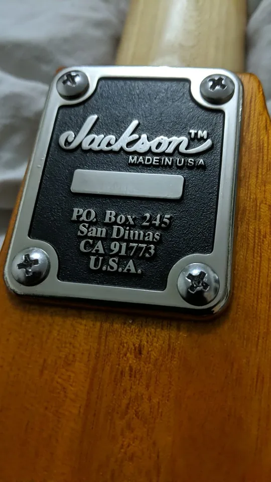 Jackson Neck Plate