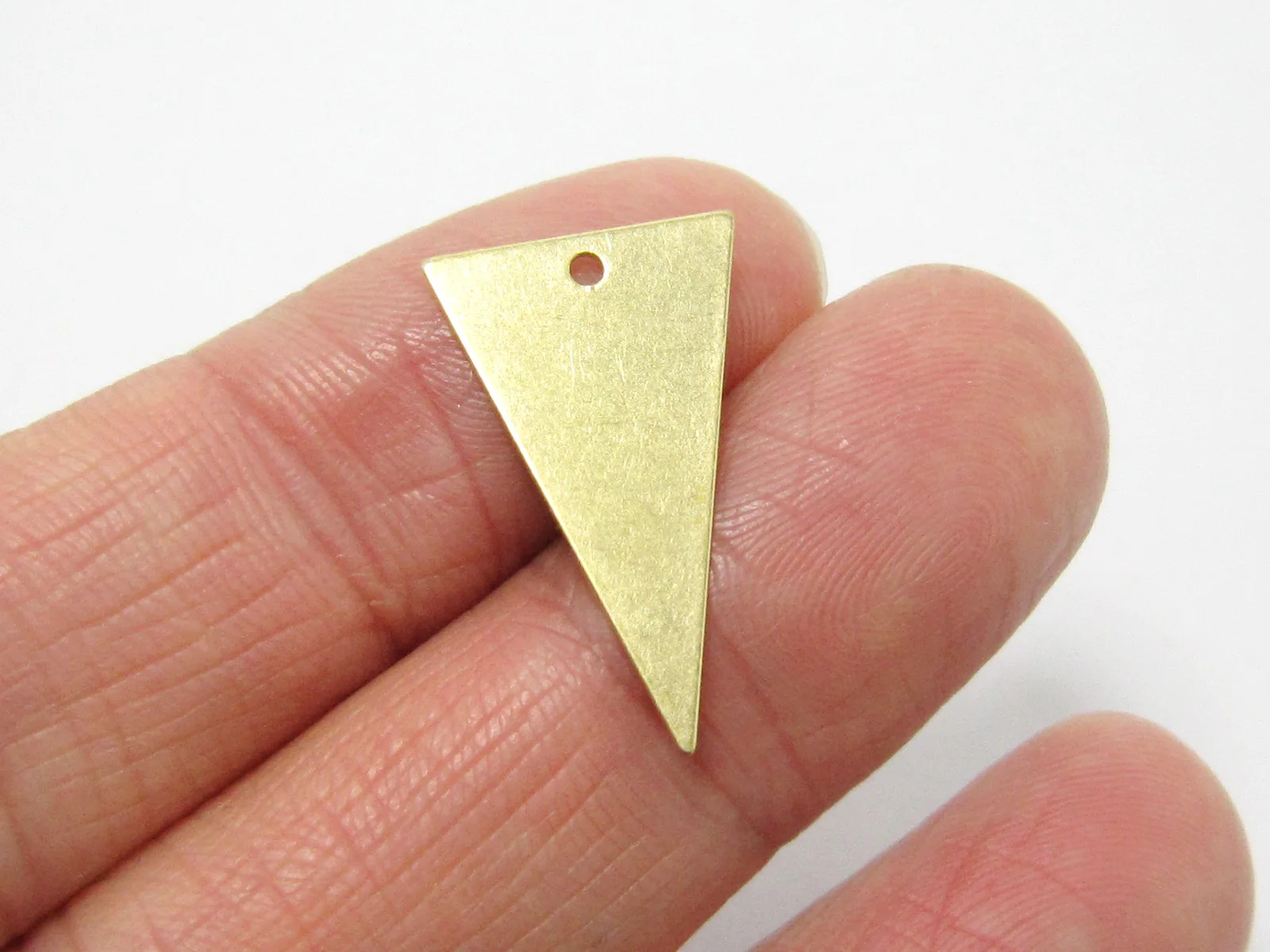 

20pcs Brass triangle charms 22x13mm Brass earrings dangle pendant Necklace Earrings components -R1142