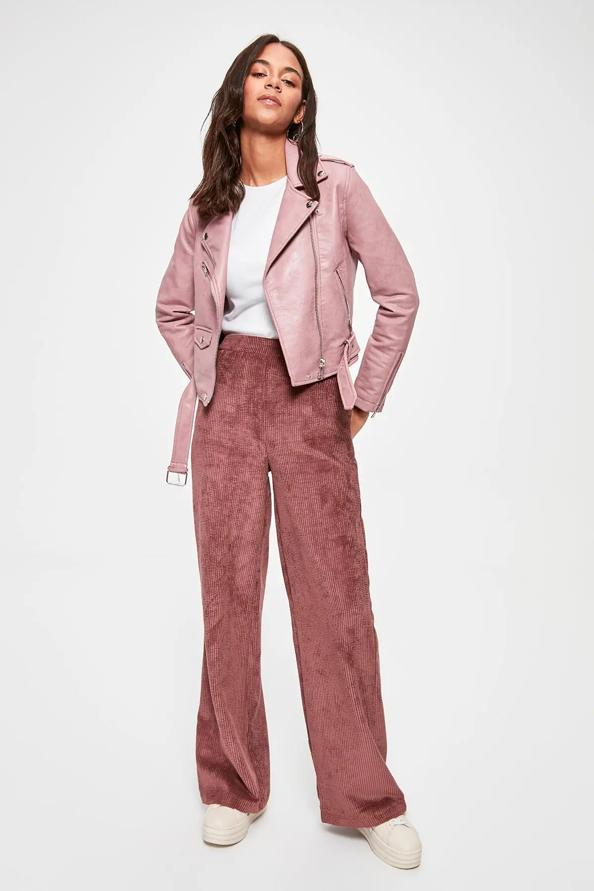 Брюки-клеш Trendyol TWOAW20PL0306