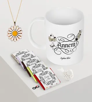 

Personalized Calligraphy Mom Mug Chocolate Daisy Necklace Set