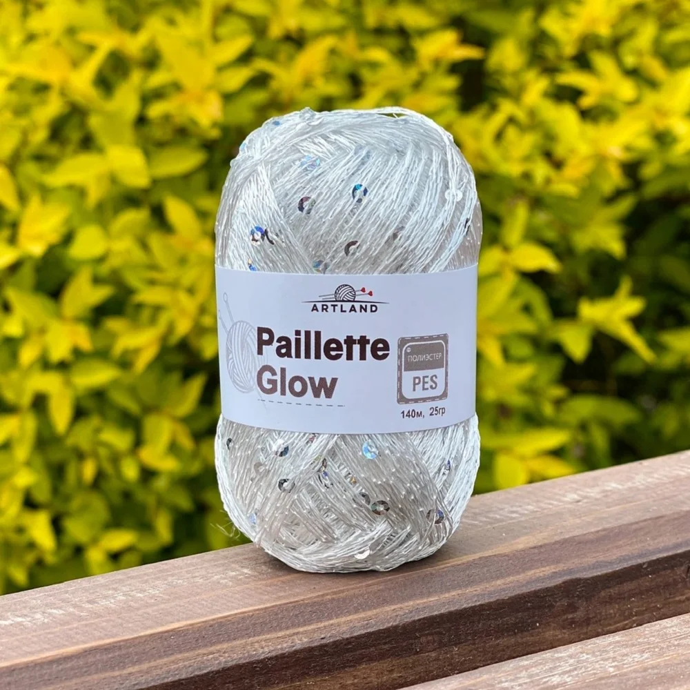 Sequins yarn extension yarn with 3mm sequins, 1 spinning at 25g/140 m 100% polyester
