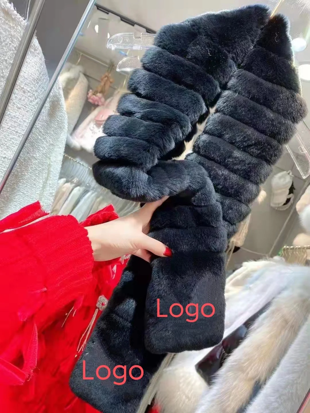 Chanel Black Elegant Orylag Rabbit Fur CC Scarf