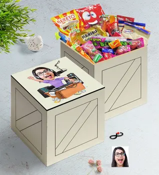 

Personalized Women 'S Radio Broadcaster Caricature Of In Wooden Box Nostalgic Lezzetler Gift Seti-1