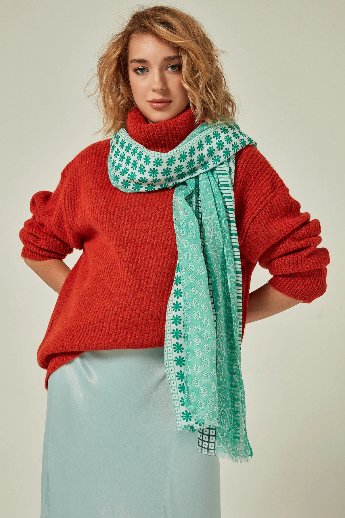 

Multi-Pattern Green Scarf Shawl Women Acrylic