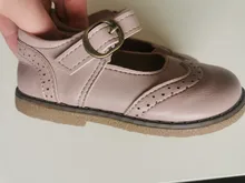 Zapatos planos para niños, sandalias informales para niños, zapatos de princesa de cuero Pu antideslizantes, mocasín de fondo suave hueco Retro