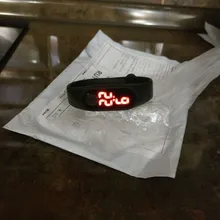 Reloj sencillo con anillo de mano para mujer, pulsera electrónica de moda deportiva Led, Reloj deportivo para hombre, envío directo, 2019