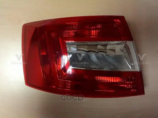 5E5945111 Skoda ЗАДНИЙ ФОНАРЬ