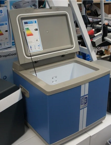 Автохолодильник гибридный Mobicool B40 AC/DC Hybrid(+ Четыре аккумулятора холода в подарок