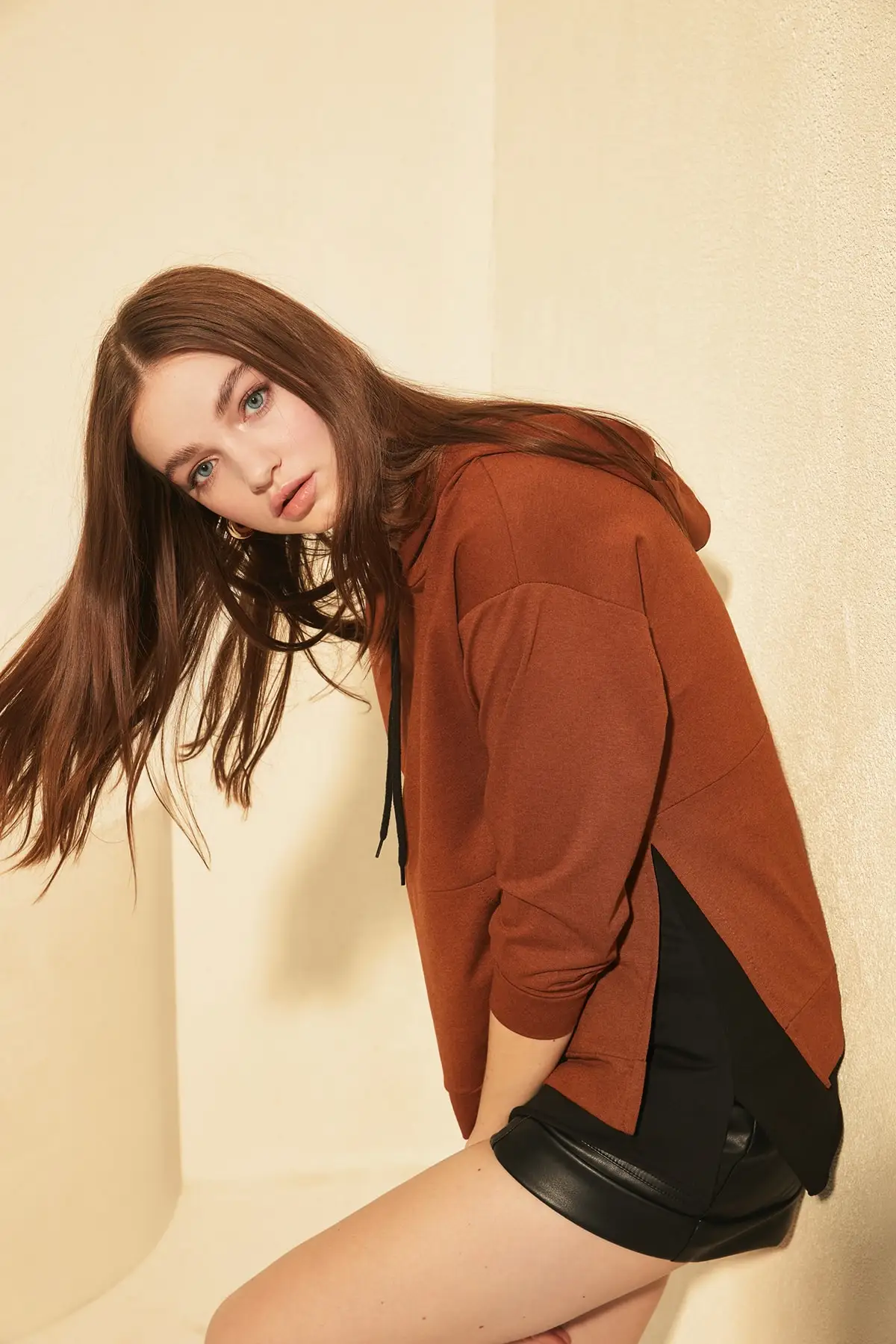 Trendyol трикотажная толстовка бойфренда с капюшоном TWOAW20SW0382|Толстовки и свитшоты| |