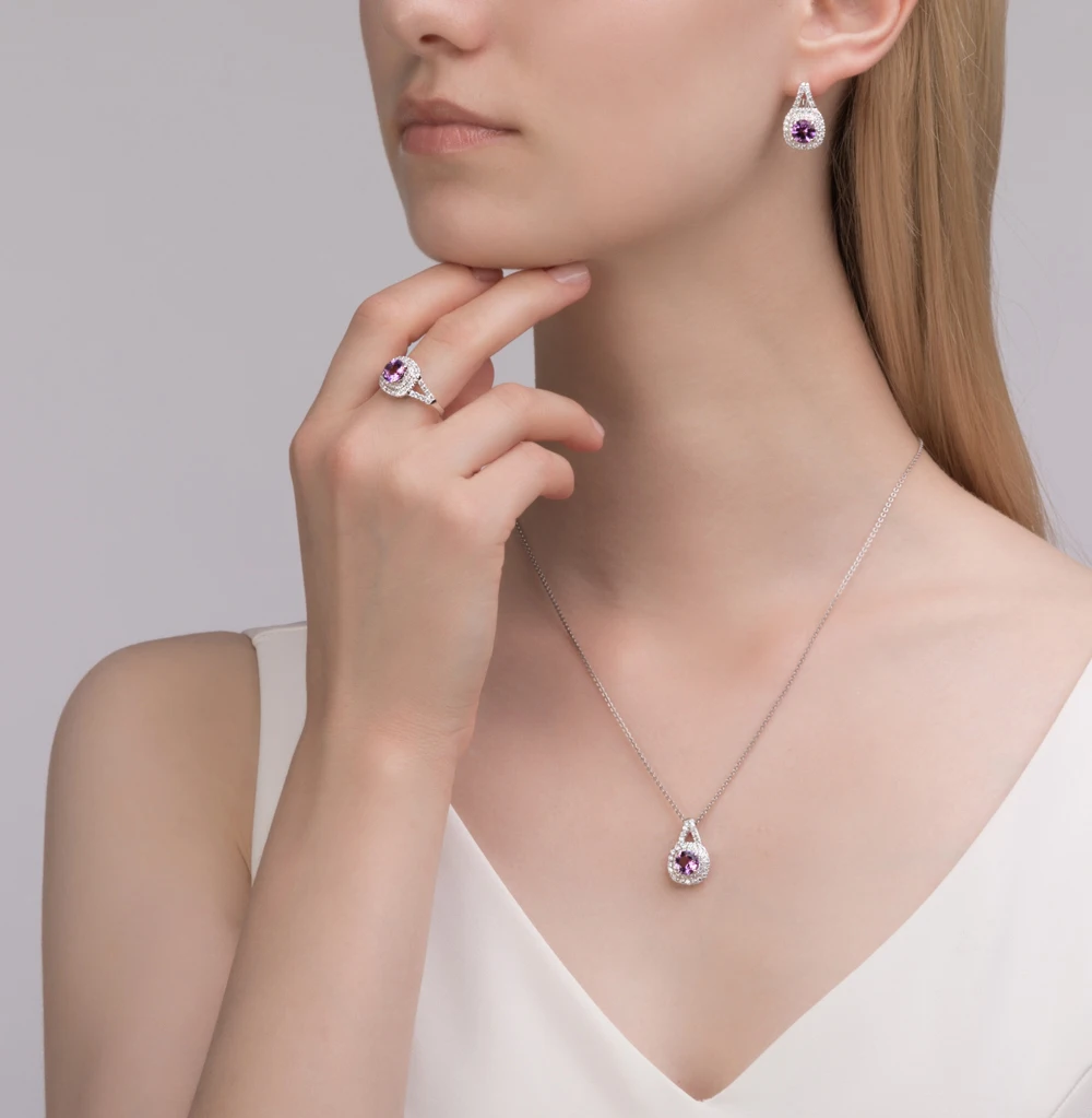 Серебряное кольцо с аметистом и фианитами SUNLIGHT проба 925