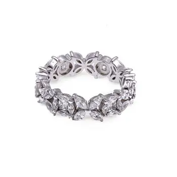 

Ring of silver "petals"