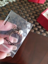 Huitan romántico anillos de perlas simuladas para las mujeres de lujo aniversario de boda accesorios anillos de compromiso para venta al por mayor