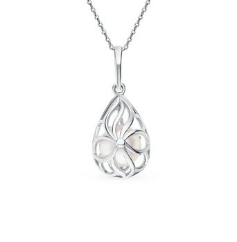 

Silver Pendant with pearls sunlight sample 925