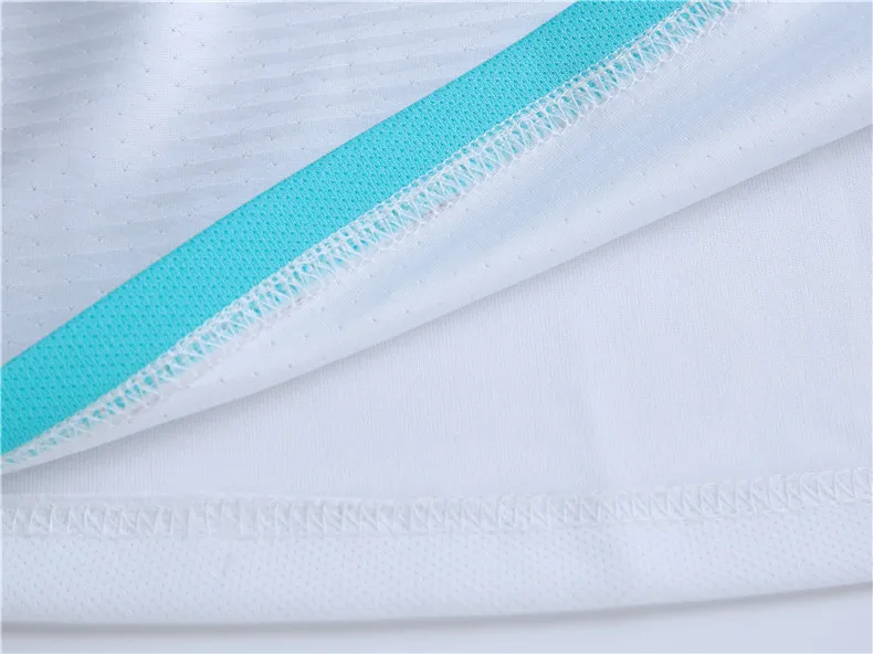 13538069104_284035295