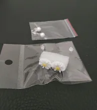 Pendientes de tuerca con diseño de margaritas para mujer, joyería elegante con diseño de margaritas, estilo Simple