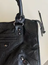 Bolso europeo de cuero PU para motocicleta para mujer, bandoleras cruzadas con remaches y borlas