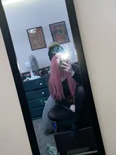 Wignee-Peluca de cabello sintético para mujer, cabellera artificial largo liso de color rosa para Cosplay, fiesta, a diario, resistente al calor, sin pegamento