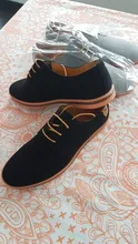 2020 Primavera de cuero de gamuza de los hombres Zapatos informales Oxford zapatillas de deporte clásicas de calzado cómodo vestido zapatos de gran tamaño zapatos planos