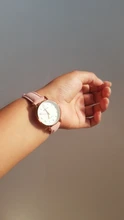 Reloj de pulsera con correa de cuero para mujer, nuevo accesorio informal a la moda, sencillo, caja de Reloj de cuarzo, 2020