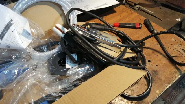Отзыв о товаре Сварочный аппарат HITBOX Mig полуавтоматический синергический 220 В сварочный инвертор Tig Arc Argon CO2 Многофункциональный MIG250 от пользователя F***n