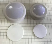 Luces Puck de Color RGB con batería de luz LED para armario, regulables, para debajo del estante, contador de cocina, iluminación, mando a distancia, luz nocturna