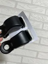 4 Paquete de asiento de coche de bebé juguete lámpara cochecito Peg a gancho cubierta manta Clips 19QF