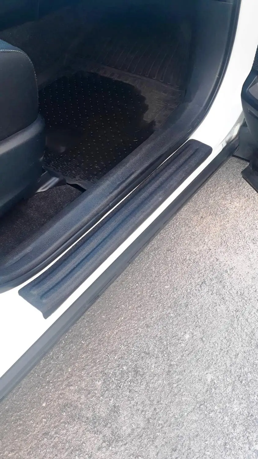 Сумка на руку для автомобиля RAV4 CA40- комплект 4 шт. Защита порогов, накладка на порог двери