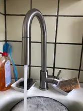 Grifo de cocina de dos funciones, mezclador de un solo tirador, montado en cubierta, de agua caliente y fría, color negro, envío gratis
