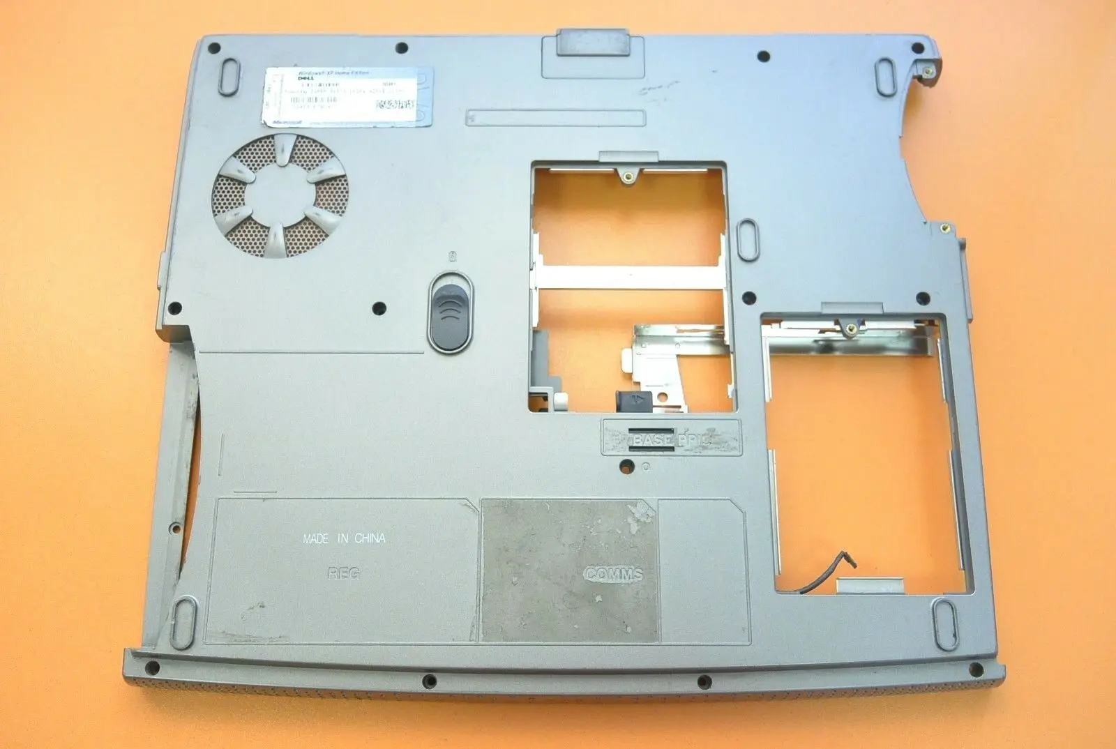 Dell Inspiron 1100 Laptop Поддон нижняя крышка ноутбука 1X718 AMDW002V000 (B6) | Компьютеры и офис