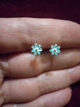 La Monada-pendientes pequeños de tuerca para mujer, de Plata de Ley 925, flor negra, pendiente para mujer, tuerca coreana, plata 925, joyería para mujer