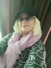 Peluca corta de pelo negro rizado para mujer, gorra de béisbol, fibra sintética resistente al calor, pelucas Bob