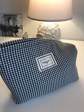 Comprado 1 Pc mujeres celosía cosmético bolsa de bolsa negra para maquillaje de belleza de la caja de almacenamiento organizador embrague Kit de aseo