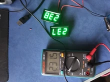 AC 70-500V 0,56 LED Digital del voltímetro del medidor de voltaje de voltios de instrumento herramienta 2 cables rojo verde azul pantalla 110V 220V de 0,56 pulgadas